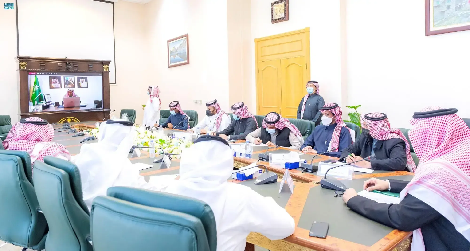 HH Prince Hussam bin Saud Chairs Meeting to Launch Al-Baha Region Strategy Development Project
